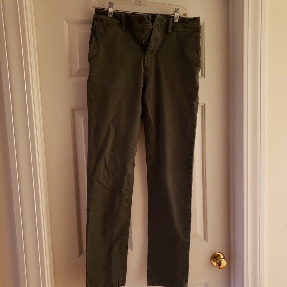 American Eagle Mens twill pants. 29 x 32